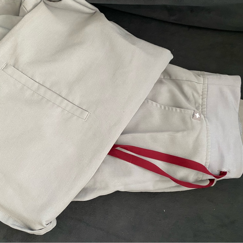 Gray Figs Scrubs